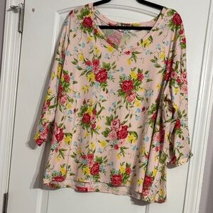 The Pioneer Woman Blush Floral Top